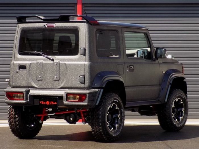 Modifikasi Suzuki Jimny terbaru hasil garapan Wald International