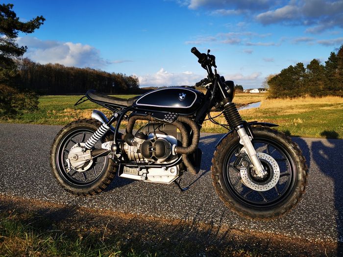 Tampangnya begitu keren dan gagah