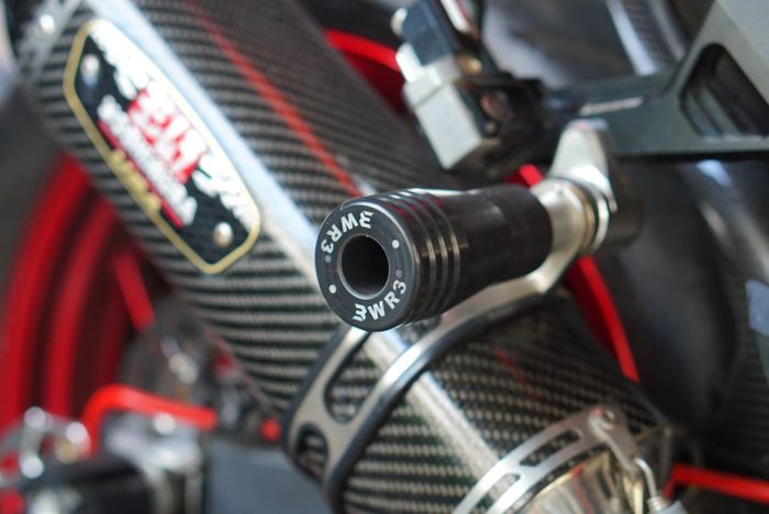 Knalpot Yoshimura USA dan slider WR3