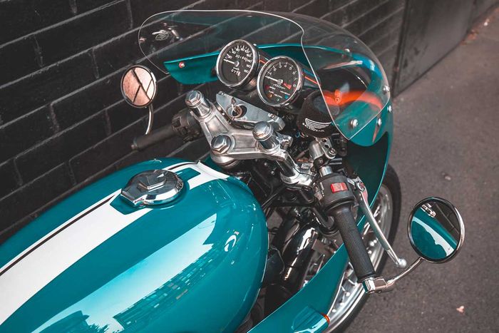 Fairing khas motor balap lawas