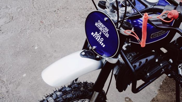 Tampilan depannya klasik banget