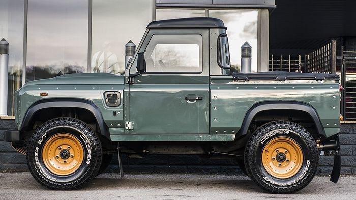 Land Rover Defender kreasi Chelsea Truck Company