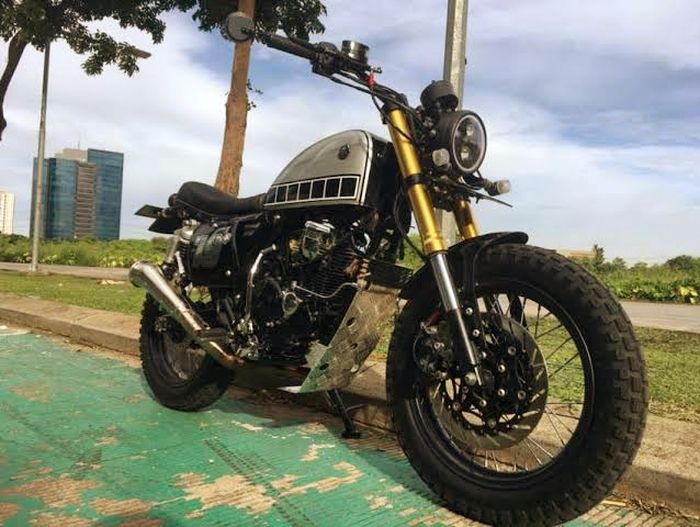 Ilustrasi Yamaha Scorpio custom