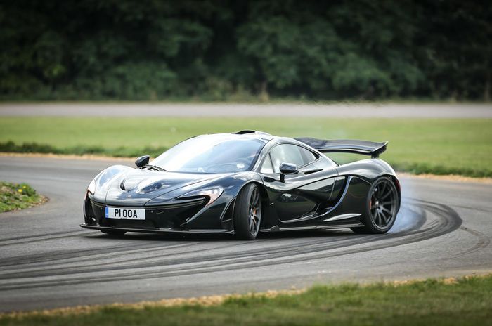 McLaren P1, hypercar Plug-in Hybrid EV