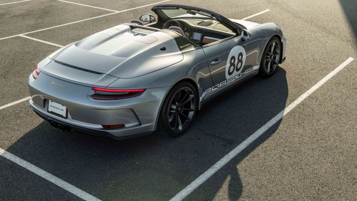 Porsche 991 produksi terakhir