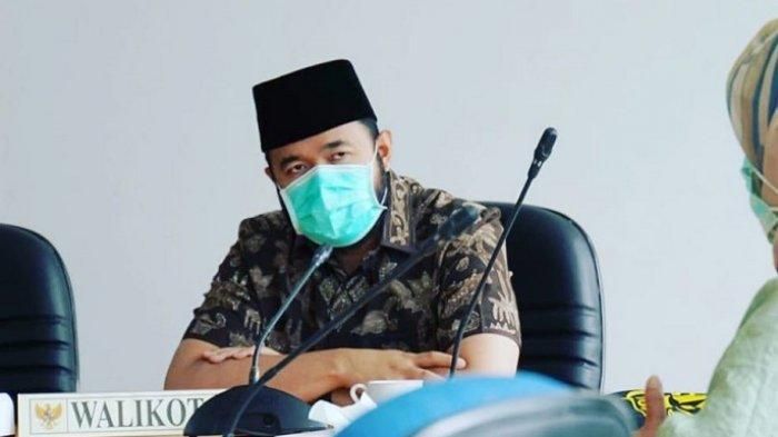 Walikota Padang Panjang Fadly Amran perketat arus keluar masuk wilayahnya