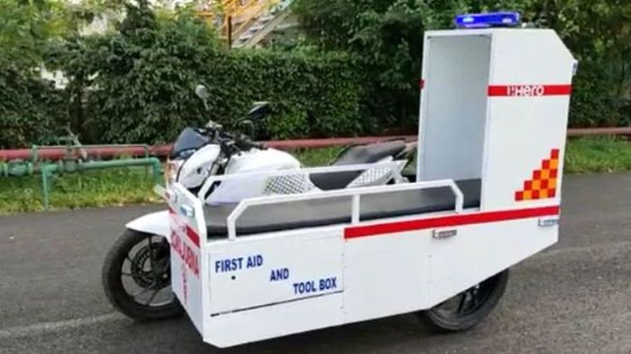 Motor Sport Ini Dimodif Jadi Ambulans