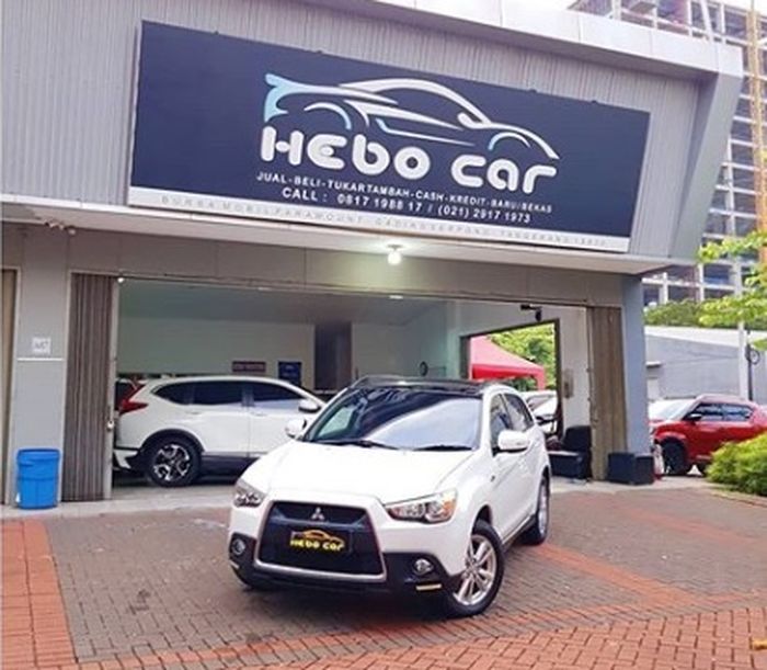 Showroom Hebo Car di Bursa Mobil Paramount Gading Serpong