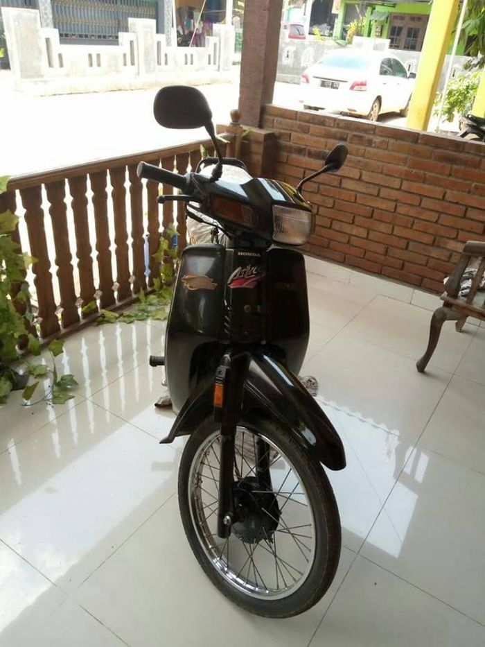 Honda Astrea Grand 1997 dijual Rp 100 juta