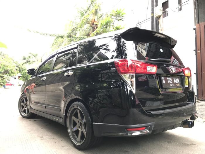 Innova Reborn ganteng dan kencang