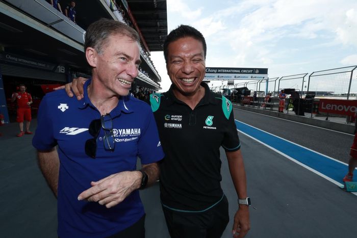 Lin Jarvis (kiri) dan Razlan Razali selaku bos Petronas Yamaha SRT