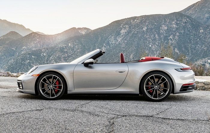 Porsche Carrera S Cabriolet (MY2020)