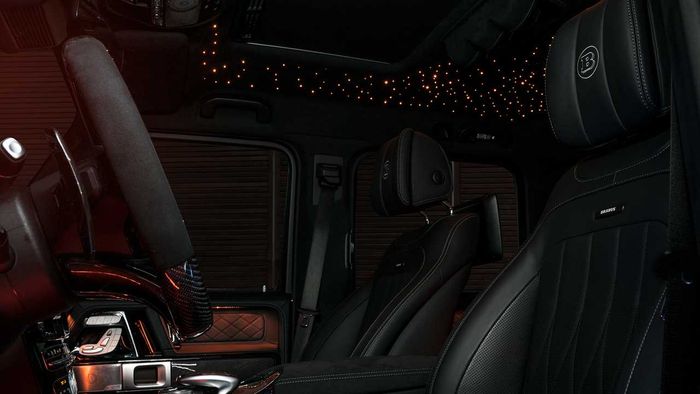 Interior Mercedes-AMG G63 700 Widestar ala mobil Rolls-Royce