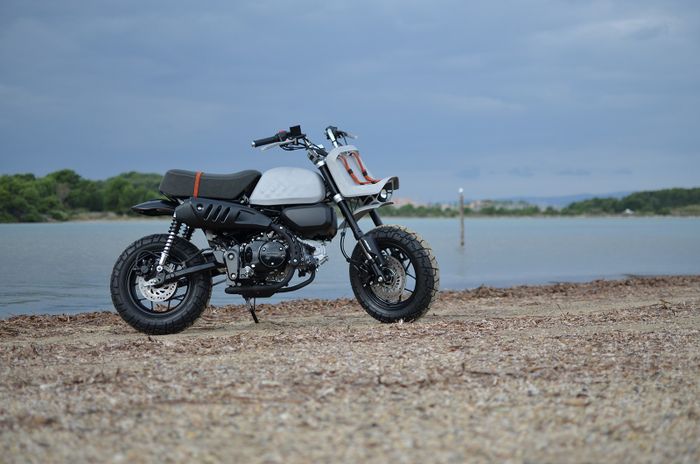 Seri Jane, Honda Monkey dengan harga fantastis.