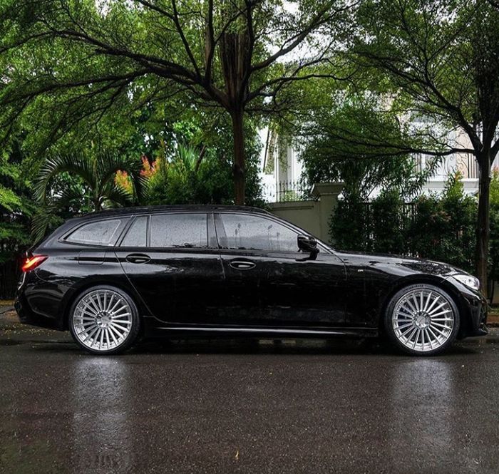 BMW G21 Touring tampil dengan dimensi besar