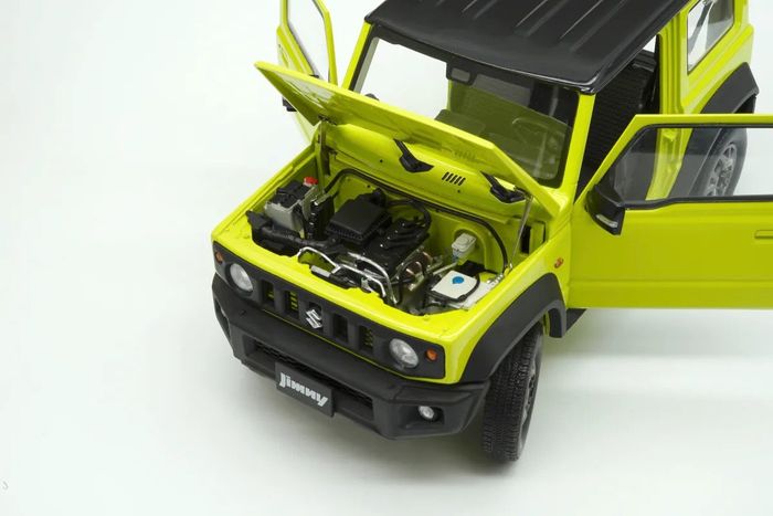 Detail kap mesin diecast Suzuki Jimny 1/18 lansiran BM Creations