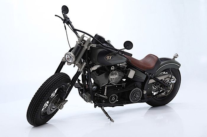 Harley-Davidson FLTSCI milik mendiang Paul Walker
