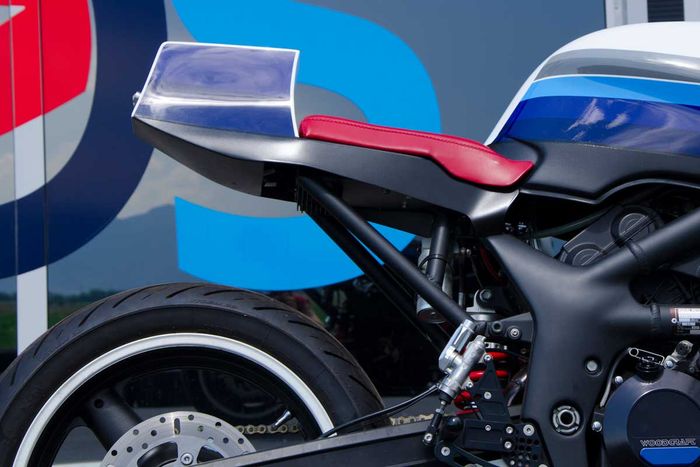 Buntut bergaya lawas