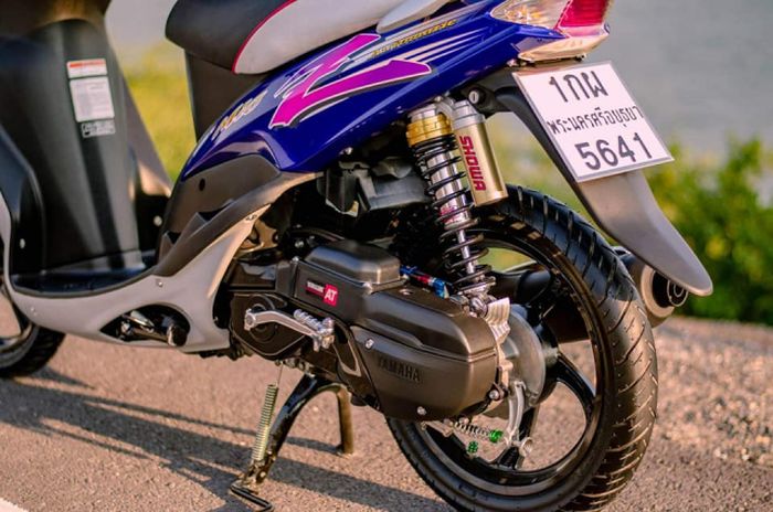 Shock belakang diganti Showa