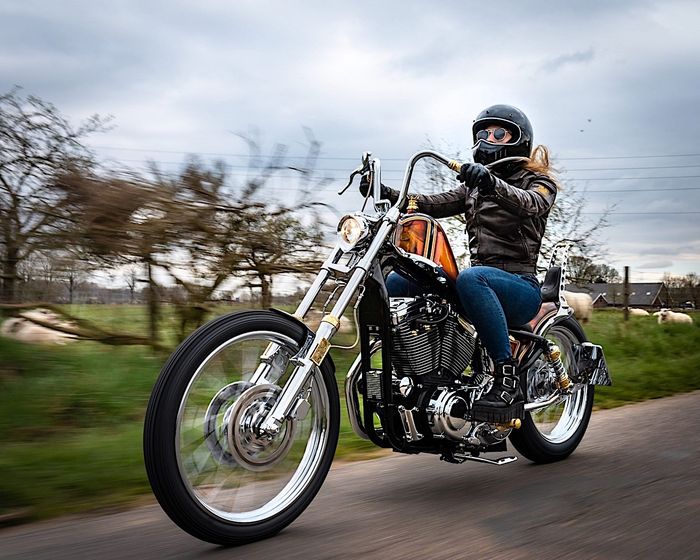 Hasil kustom Harley-Davidson yang keren banget