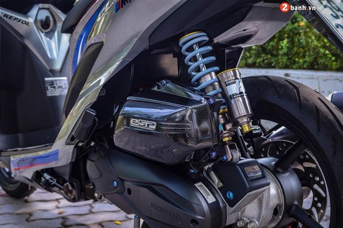 Shock belakang pakai Gears Racing