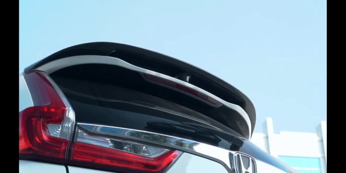 Honda CR-V Prestige 2019 dengan body kit Mugen