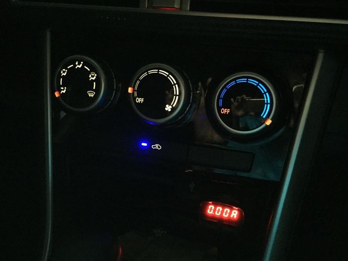 Ilustrasi panel AC Mitsubishi Xpander lama
