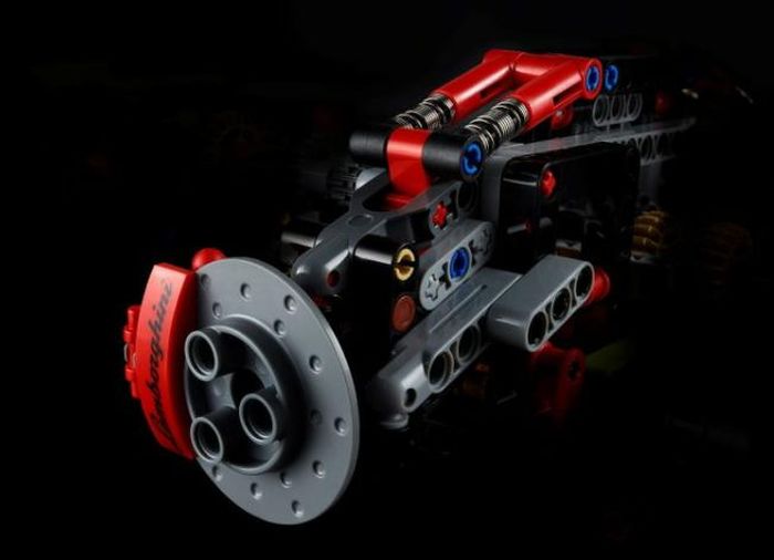 Lego Technic Lamborghini Sian FKP37