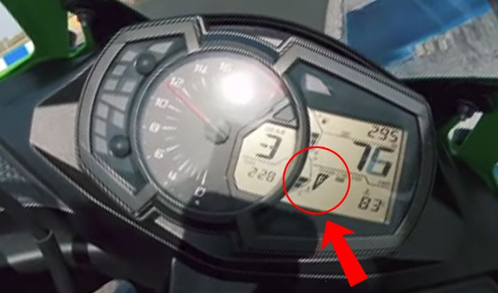 Indikator power mode Kawasaki Ninja ZX-25R