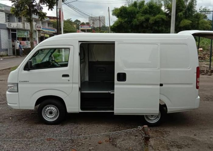 Suzuki Carry Blind Van Karoseri DSP Styling