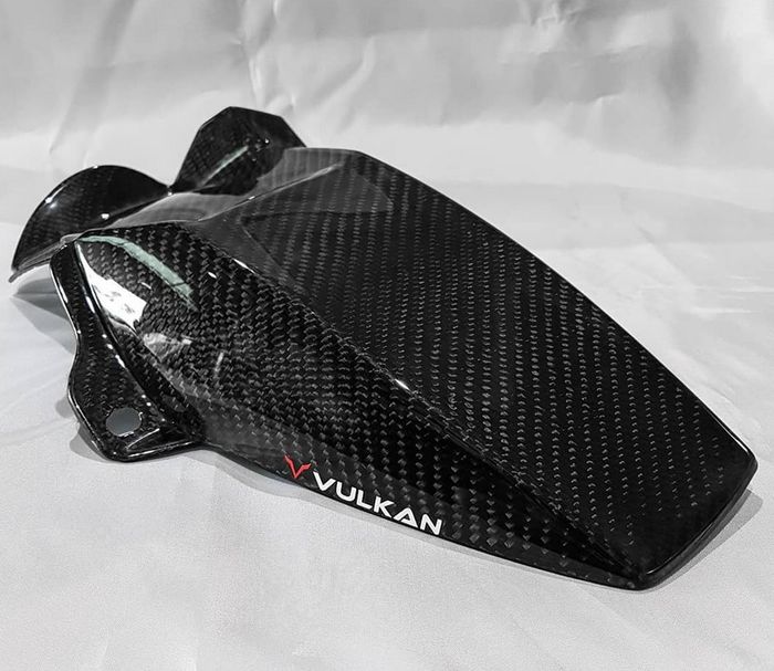 Hugger spakbor belakang carbon Vulkan Honda ADV150