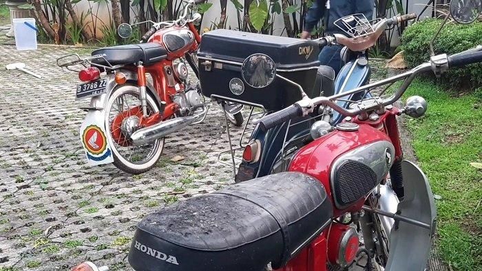 Honda S90 dua unit dan DKW Hummel yang selamat dari kebakaran gudang motor klasik di Ciputat, Tangerang Selatan
