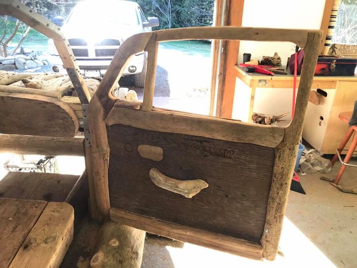 Replika VW Beetle 1967: pintu yang bisa dibuka