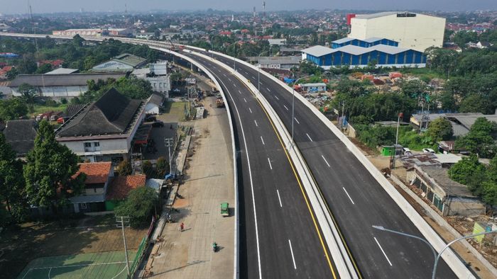 Tol BORR dibagi menjadi sejumlah seksi dengan panjang total sekitar 12 Km 