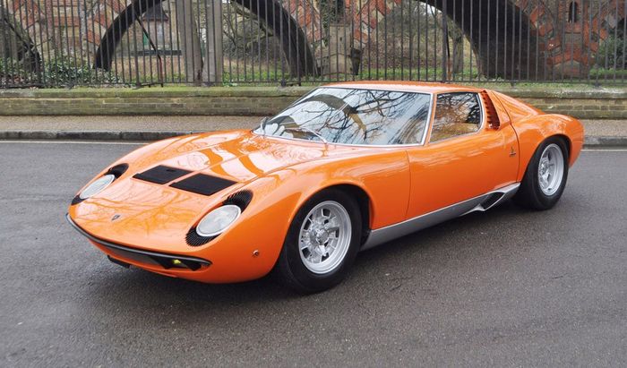 Lamborghini Miura
