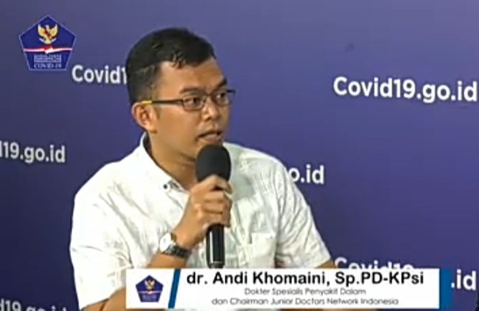 Dokter Andi Khomaini dalam konferensi video melalui channel YouTube Badan Nasional Penanggulangan Bencana (BNPB).