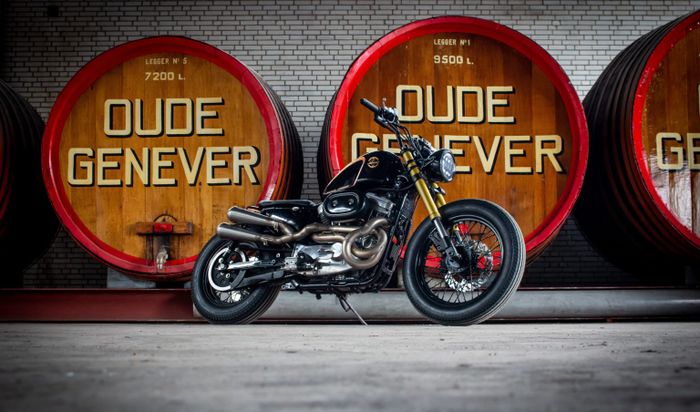 Mesinnya diupgrade dengan 1.200cc kit dan Mad-exhaust