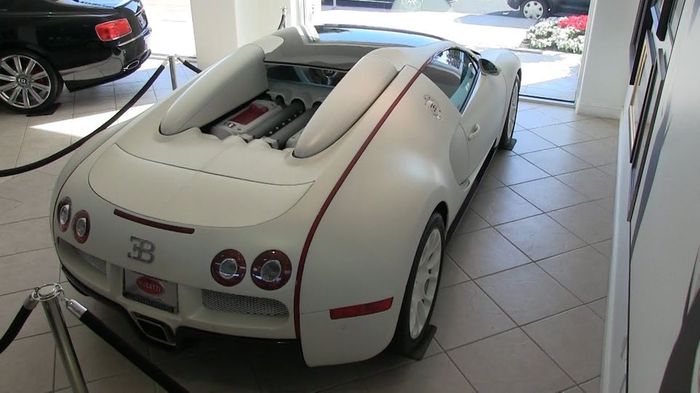 Ilustrasi Bugatti milik Rapper Xzibit