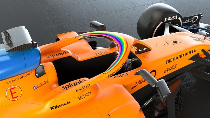 Contoh pelangi #WeRaceAsOne akan ditampilkan di McLaren