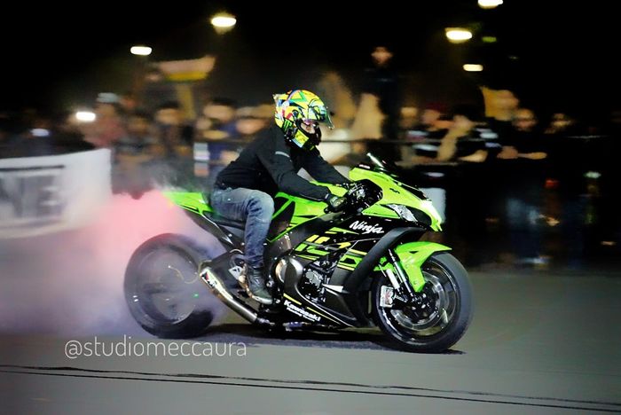 Menjadi pemilik rekor nasional di ajang drag race!