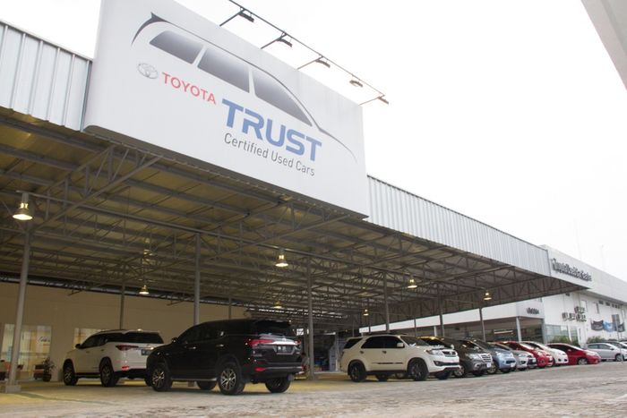 Ilustrasi dealer Toyota Trust