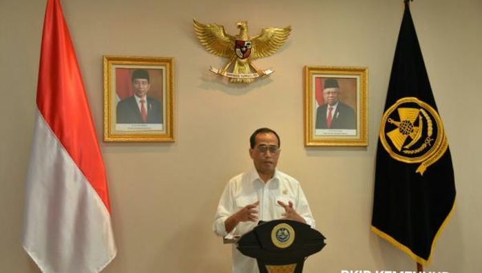 Menteri Perhubungan, Budi Karya Sumadi saat membuka webinar yang diselenggarakan Balitbanghub dan Itjen Kemenhub, Rabu (24/6)