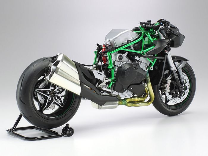 Bagian sasis Tamiya Kawasaki Ninja H2 Carbon