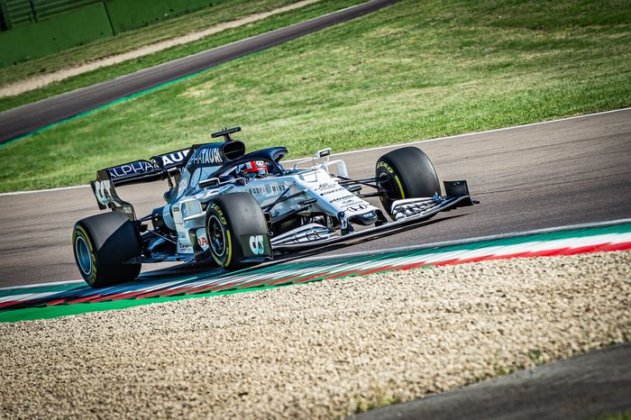 Scuderia AlphaTauri pernah lakukan tes livery dan aerodinamika di Imola tahun ini. Keuntungan baginya. 