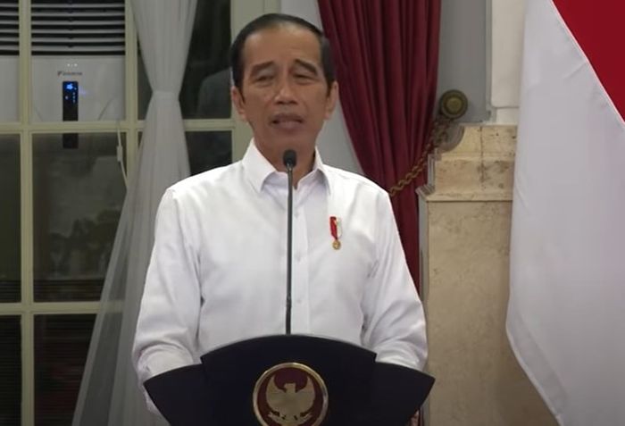 Presiden Joko Widodo saat pidato di Sidang Paripurna Kabinet