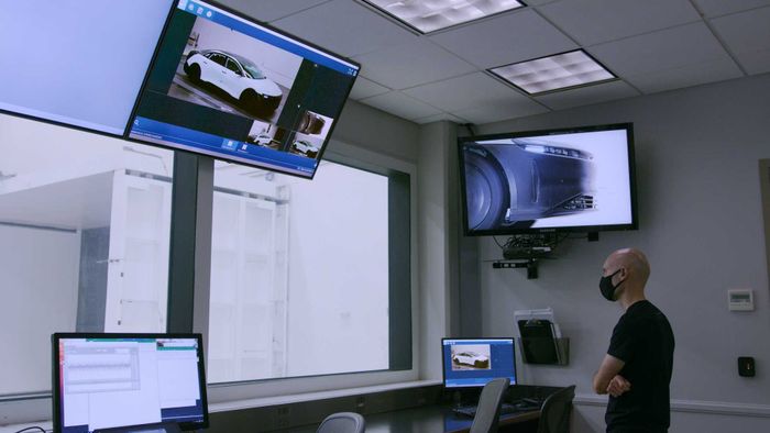 Jean-Charles Monnet mengawasi pengujian Lucid Air