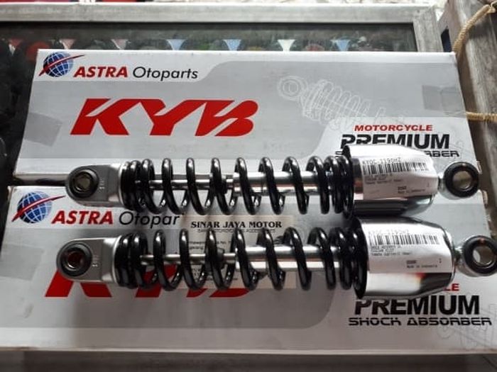 Sokbreker KYB Premium punya tampilan mirip sok standar motor