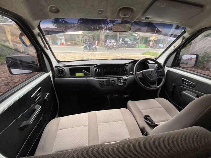 Kabin pengemudi DFSK Super Cab Ambulans