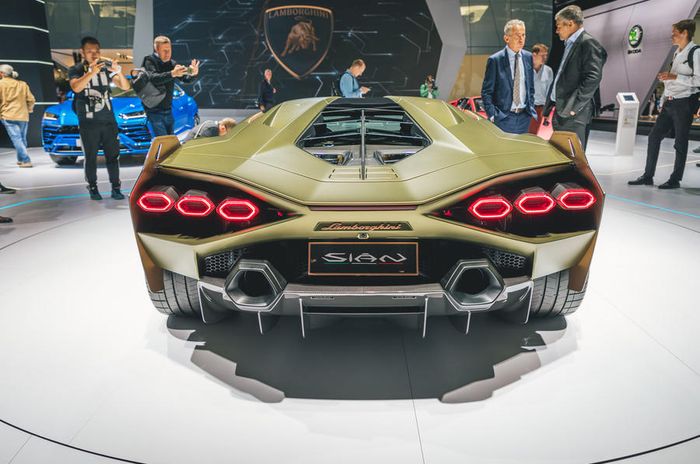 Tampak belakang Lamborghini Sian di Frankfurt Motor Show 2019