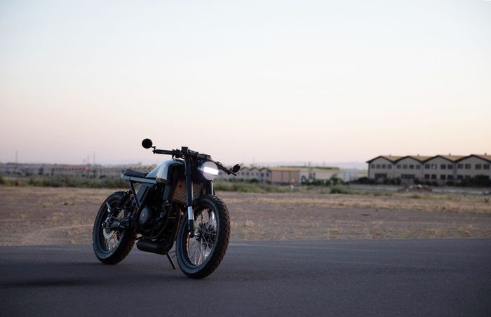 Sebuah cafe racer yang menarik